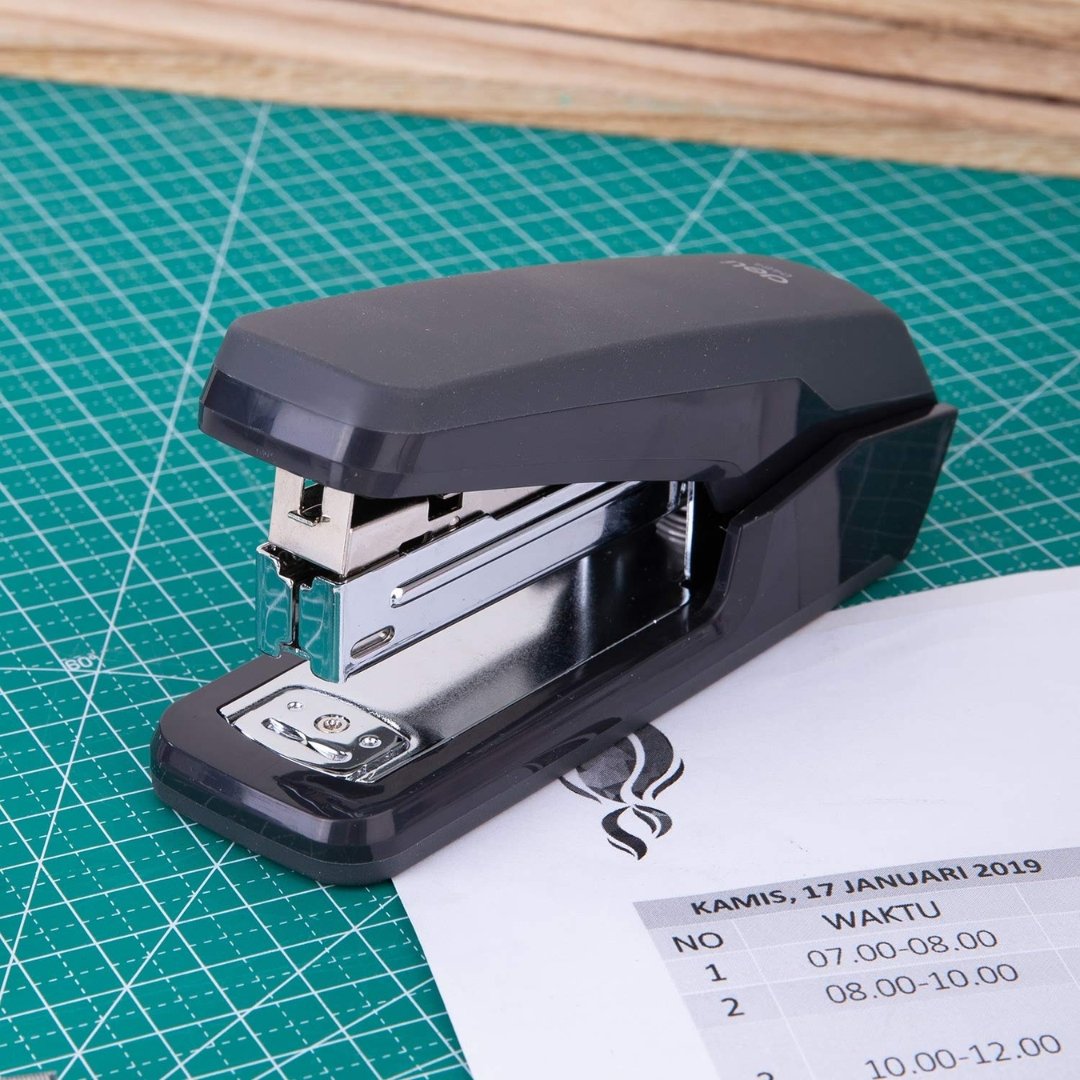 Deli Exceed Stapler